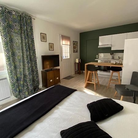Studio Climatise Dans Un Ancien Domaine Viticole มงต์เปอลิเยร์ ภายนอก รูปภาพ